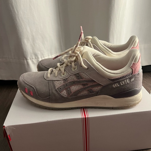 END x Asics Gel Lyte III Pearl Size 9.5 - Picture 3 of 7